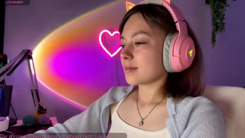 Snapshot of dashasambyka19 chatting on 07.23.26 Sambuca online show from 07.23.26