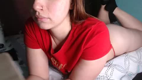 Snapshot of dasne19 chatting on 03.01.25 Dafne online show from 03.01.25