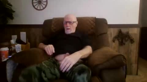 Snapshot of dave571960 chatting on 01.19.26 dave571960 online show from 01.19.26