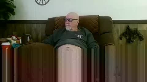 dave571960 online show from 04.15.26