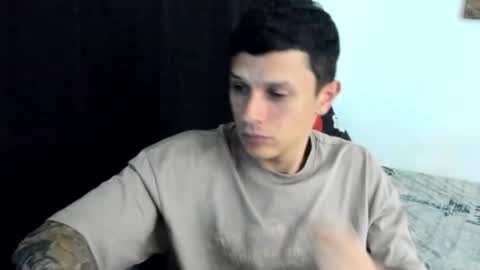 Snapshot of davebroww chatting on 03.10.25 Dave Brown online show from 03.10.25