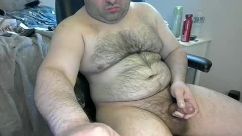 Snapshot of daveishorny1988 chatting on 04.28.26 daveishorny1988 online show from 04.28.26