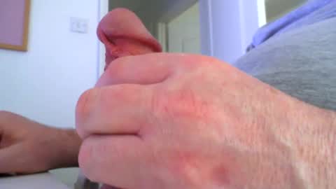 Snapshot of davesu12345 chatting on 02.24.25 davesu12345 online show from 02.24.25