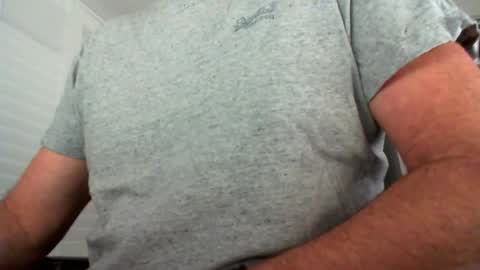 Snapshot of davesu12345 chatting on 12.01.25 davesu12345 online show from 12.01.25