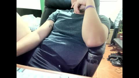 Snapshot of david_2789 chatting on 12.03.24 David online show from 12.03.24