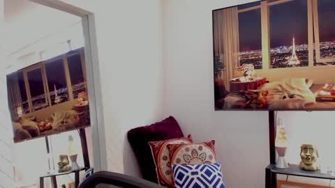 Hey im David that loves to explore and speak their fantasies. Very open talktative and nice. Feel free to chat with me online show from 01.21.25