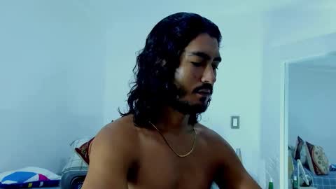 Hey im David that loves to explore and speak their fantasies. Very open talktative and nice. Feel free to chat with me online show from 11.14.25