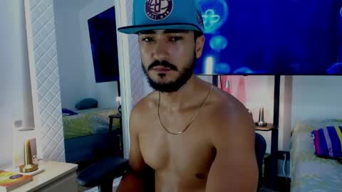 Snapshot of david_johnson372 chatting on 04.27.26 Hey im David that loves to explore and speak their fantasies. Very open talktative and nice. Feel free to chat with me online show from 04.27.26