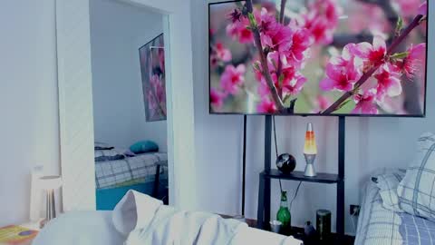 Snapshot of david_johnson372 chatting on 05.02.26 Hey im David that loves to explore and speak their fantasies. Very open talktative and nice. Feel free to chat with me online show from 05.02.26