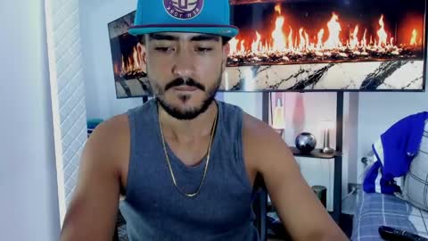 Snapshot of david_johnson372 chatting on 05.25.26 Hey im David that loves to explore and speak their fantasies. Very open talktative and nice. Feel free to chat with me online show from 05.25.26