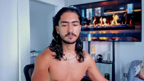 Snapshot of david_johnson372 chatting on 05.29.26 Hey im David that loves to explore and speak their fantasies. Very open talktative and nice. Feel free to chat with me online show from 05.29.26