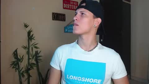 David Neill online show from 01.05.25