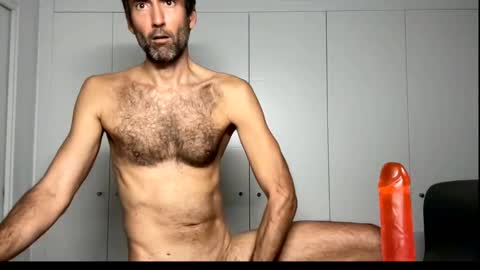 Snapshot of david_spanish chatting on 11.06.25 David Cock online show from 11.06.25