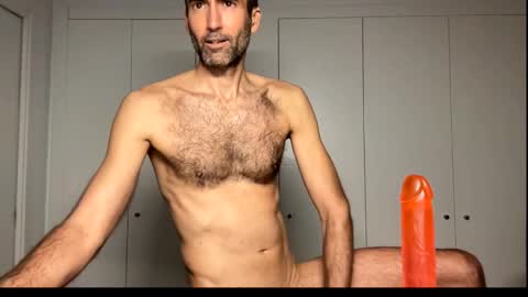 Snapshot of david_spanish chatting on 12.14.25 David Cock online show from 12.14.25