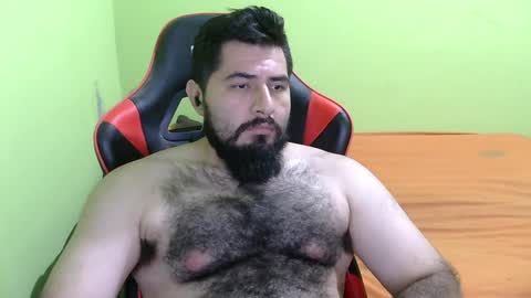 Snapshot of daviddelz chatting on 12.29.24 David online show from 12.29.24