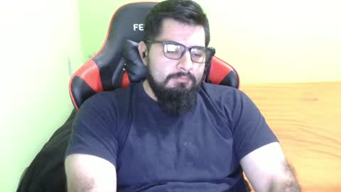 Snapshot of daviddelz chatting on 01.04.25 David online show from 01.04.25