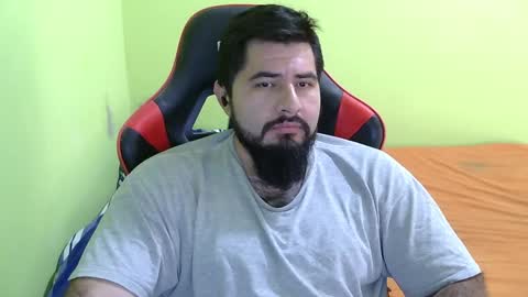 Snapshot of daviddelz chatting on 01.19.25 David online show from 01.19.25