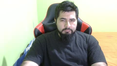 Snapshot of daviddelz chatting on 01.20.25 David online show from 01.20.25