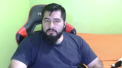 Snapshot of daviddelz chatting on 11.01.25 David online show from 11.01.25