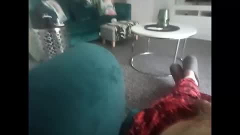 Snapshot of davidf75 chatting on 09.30.25 davidf75 online show from 09.30.25