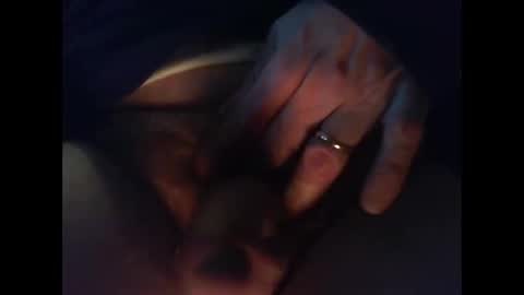 Snapshot of davidneedmore chatting on 01.01.25 davidneedmore online show from 01.01.25