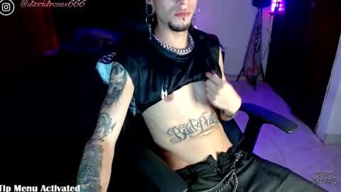 Snapshot of davidroses420 chatting on 12.02.25 online show from 12.02.25