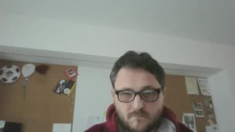 Snapshot of davidweys chatting on 02.14.25 davidweys online show from 02.14.25