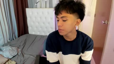 Snapshot of davincihugecock chatting on 04.18.26 daniel online show from 04.18.26