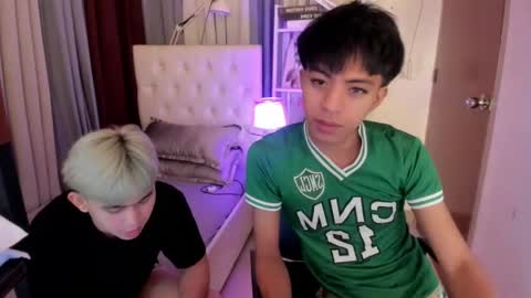 Snapshot of davincihugecock chatting on 04.21.26 daniel online show from 04.21.26