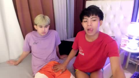 Snapshot of davincihugecock chatting on 04.28.26 daniel online show from 04.28.26