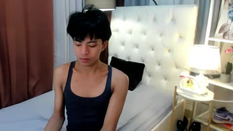 Snapshot of davincihugecock chatting on 05.09.26 daniel online show from 05.09.26