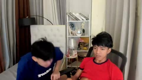 Snapshot of davincihugecock chatting on 06.08.26 daniel online show from 06.08.26