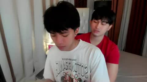 Snapshot of davincihugecock chatting on 06.25.26 daniel online show from 06.25.26