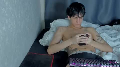 davis online show from 10.29.25