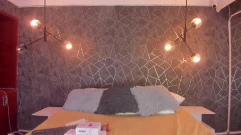 DAWA ANGELS online show from 09.24.25