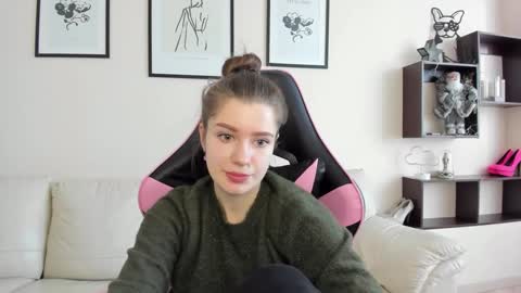 Snapshot of dazdrasmigdasue chatting on 01.11.25 dazdrasmigdasue online show from 01.11.25