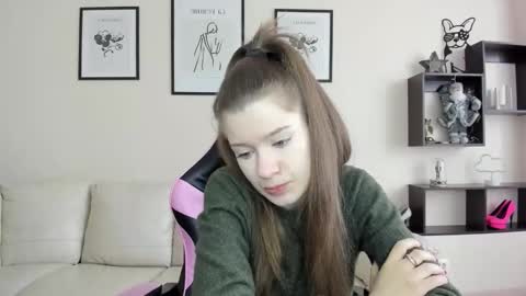 Snapshot of dazdrasmigdasue chatting on 02.11.25 dazdrasmigdasue online show from 02.11.25