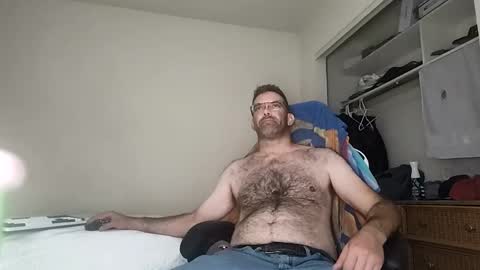 Snapshot of dbfroge chatting on 09.10.25 dbfroge online show from 09.10.25