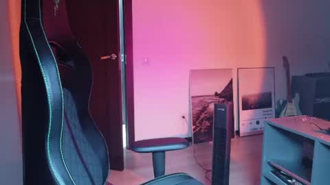 freak online show from 08.01.26