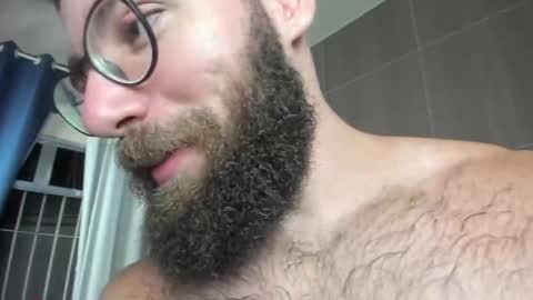 Snapshot of deanlek chatting on 02.26.25 Dean online show from 02.26.25