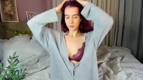 Emily GMT2 Mon 10 AM - 4 PM Wed 10 AM - 4 PM Thu 10 AM - 4 PM Fri 10 AM - 4 PM Sat 10 AM - 4 PM online show from 07.10.26