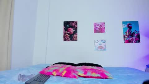 debbie_hans online show from 10.28.25