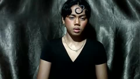 debbie_queen online show from 12.17.25