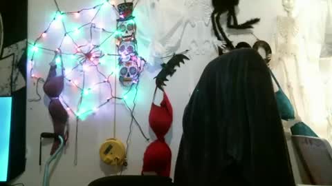 Snapshot of debbieafterhours69 chatting on 10.08.25 DEBBIE online show from 10.08.25