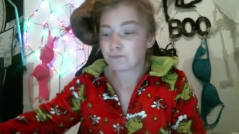 Snapshot of debbieafterhours69 chatting on 10.12.25 DEBBIE online show from 10.12.25