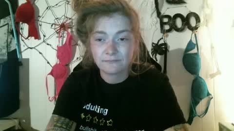 Snapshot of debbieafterhours69 chatting on 10.13.25 DEBBIE online show from 10.13.25