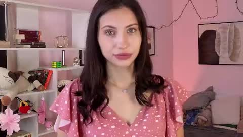 Snapshot of deborahreyes chatting on 07.16.26 Sofia online show from 07.16.26