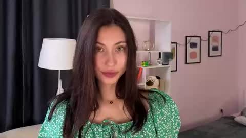 Snapshot of deborahreyes chatting on 07.23.26 Sofia online show from 07.23.26