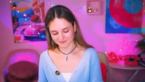 Snapshot of deboralarson chatting on 12.11.24 Debora online show from 12.11.24