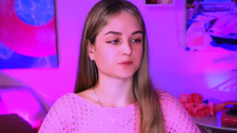 Snapshot of deboralarson chatting on 03.07.25 Debora online show from 03.07.25